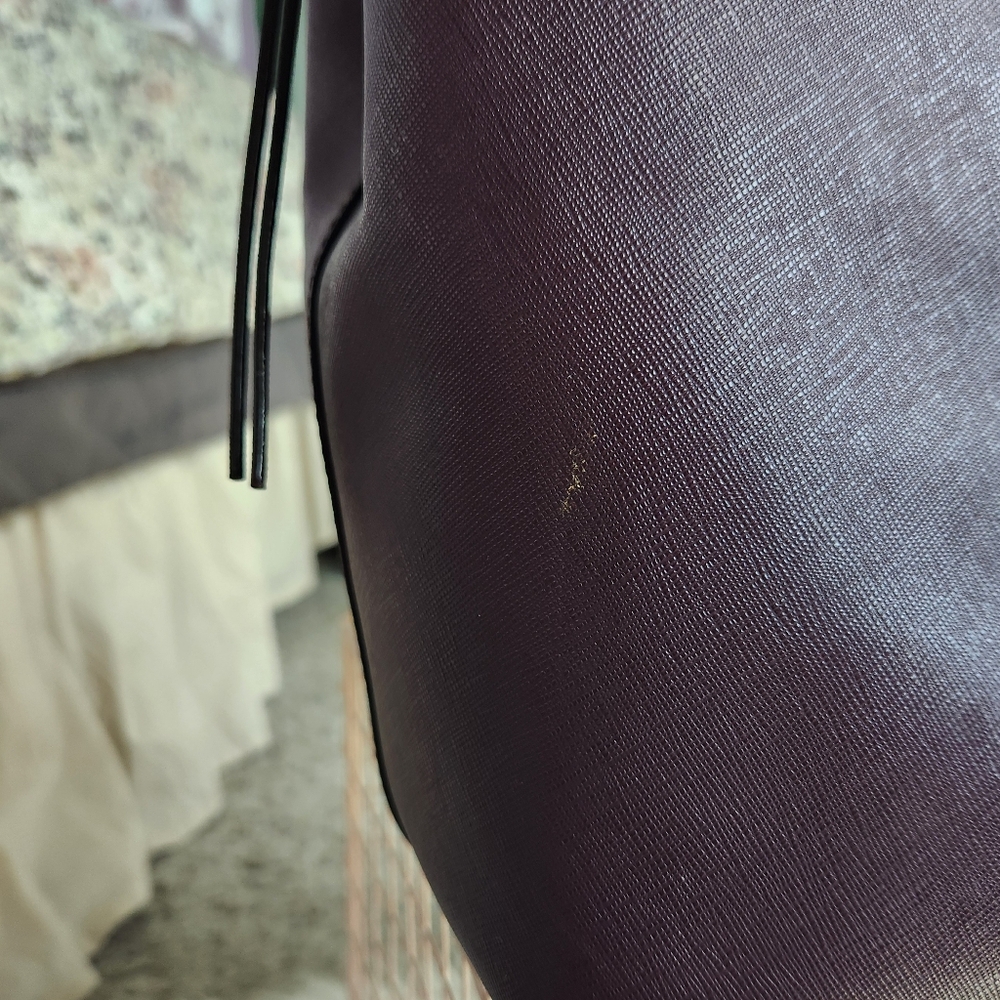 Kate Spade New York Leathet Tote Bag - Picture 8 of 8